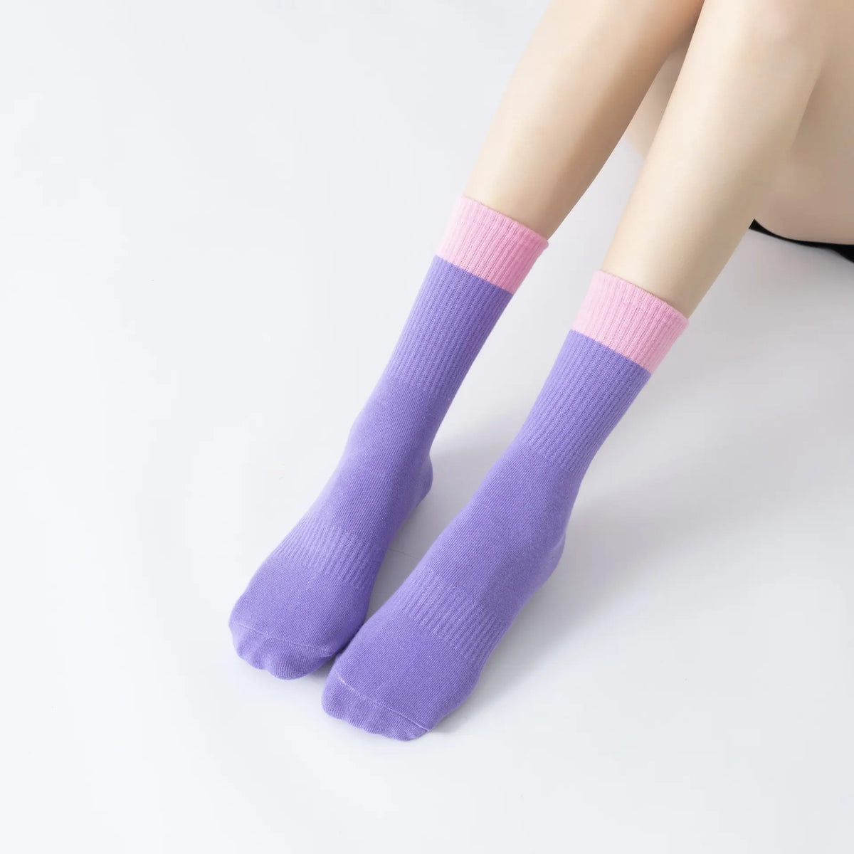 TWO-TONE Crew Grip Socks