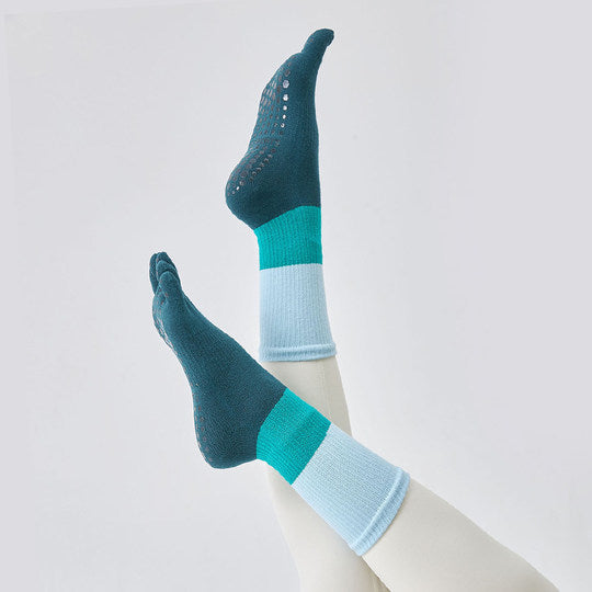 TEN+TOE Dual Swish Gradient Colour Grip Socks