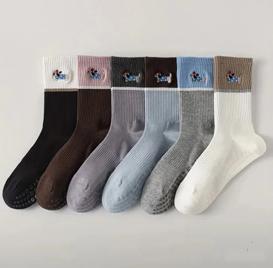WOOF CLUB Embroidered Crew Grip Socks
