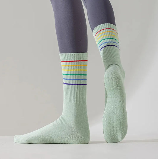 RAINBOW Crew Grip Socks